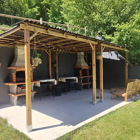 Cel I Fusta Apartment Camprodon