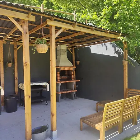 Cel I Fusta Apartment Camprodon