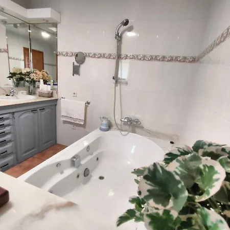 Cel I Fusta Apartment