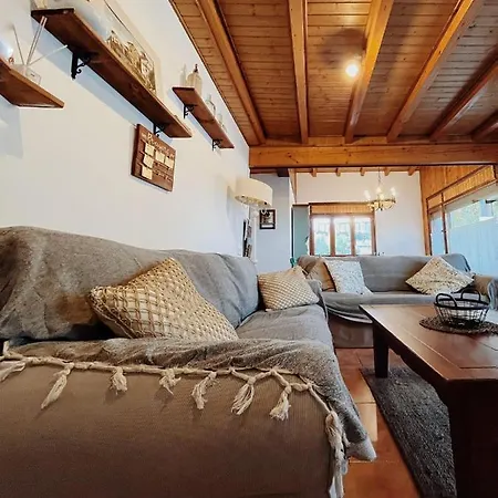 Cel I Fusta Apartment Camprodon