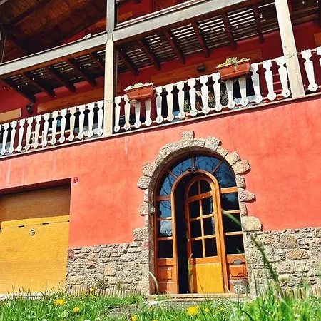 Cel I Fusta Apartment Camprodon