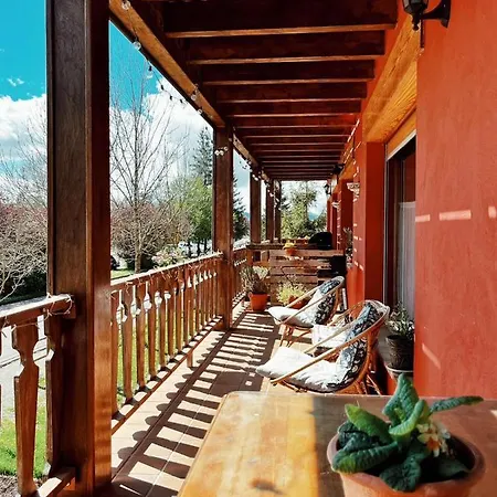 Cel I Fusta Apartment *